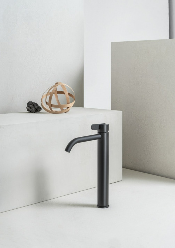 Sink faucet SWING single lever, high | 190 | black mat